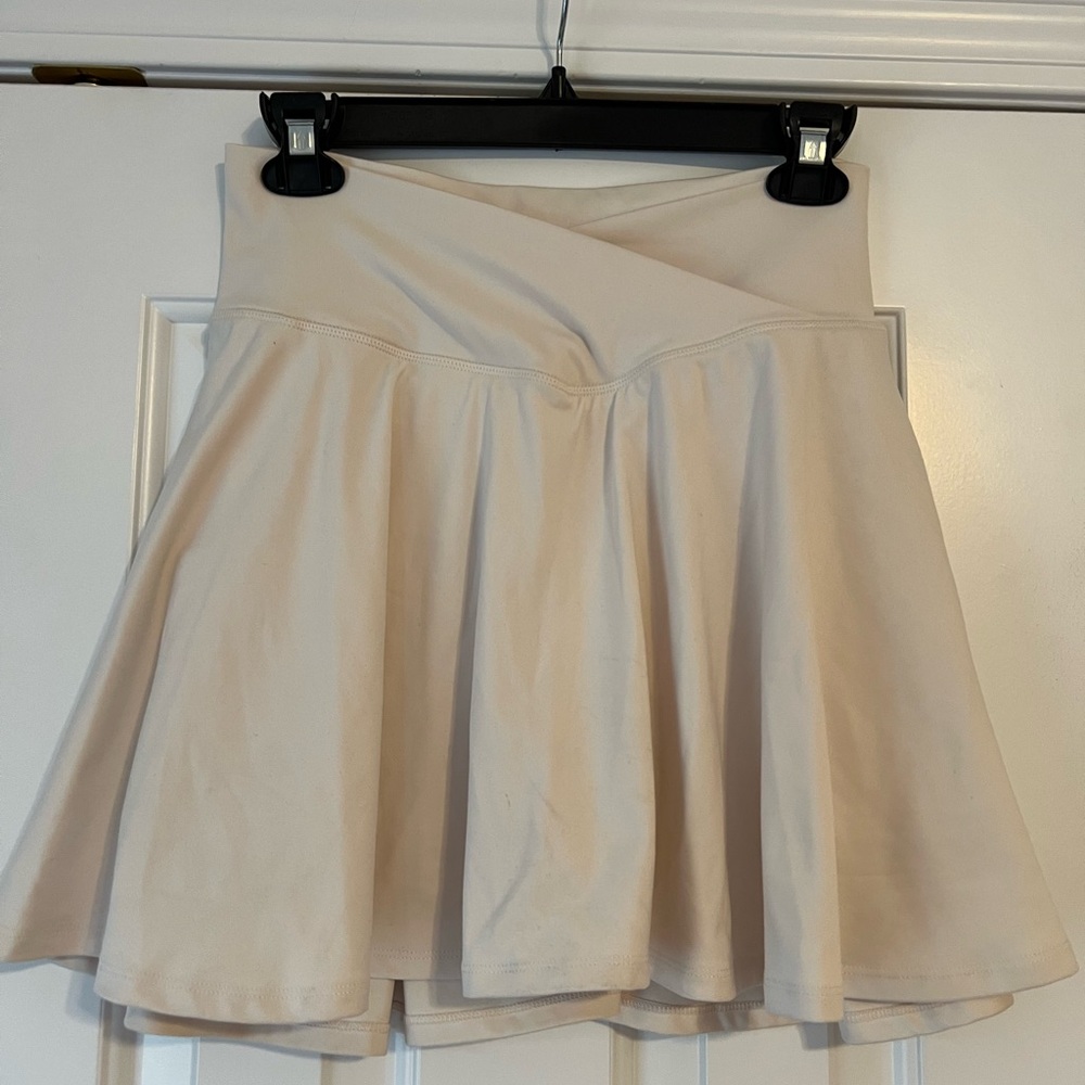 Women's Active Skirt with Shorts